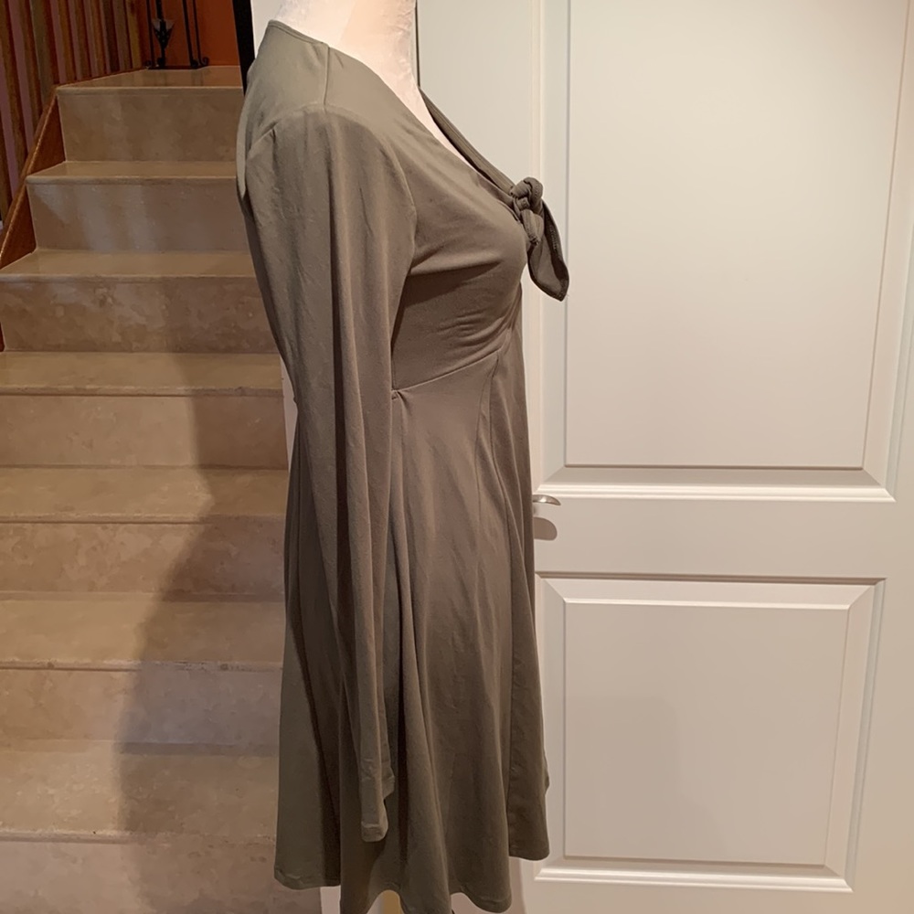 GB.  Olive color. Tie Front, long sleeve mini dress. Size Small. Cut out… - Picture 4 of 13